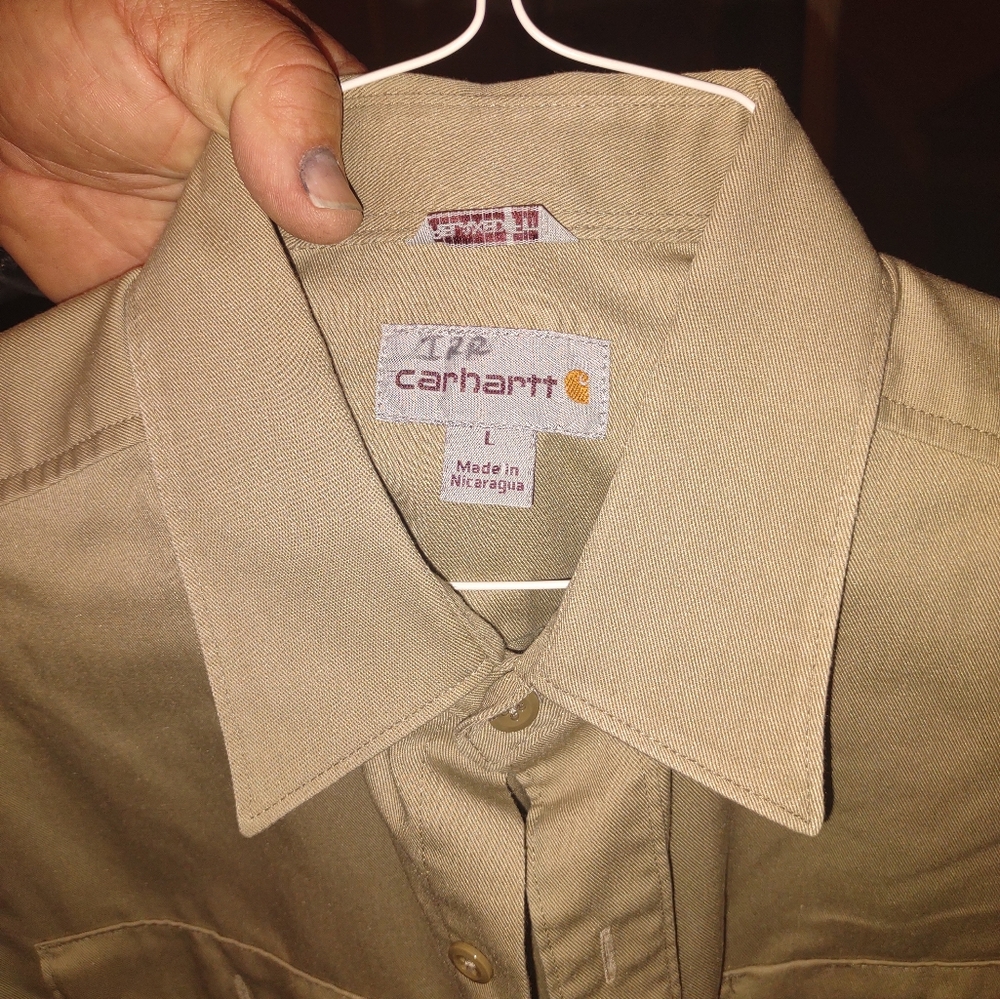 Men's Carhartt shirt